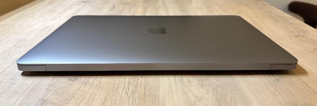 美品 MacBook Air M1 8GB 256GB バッテリー100%
