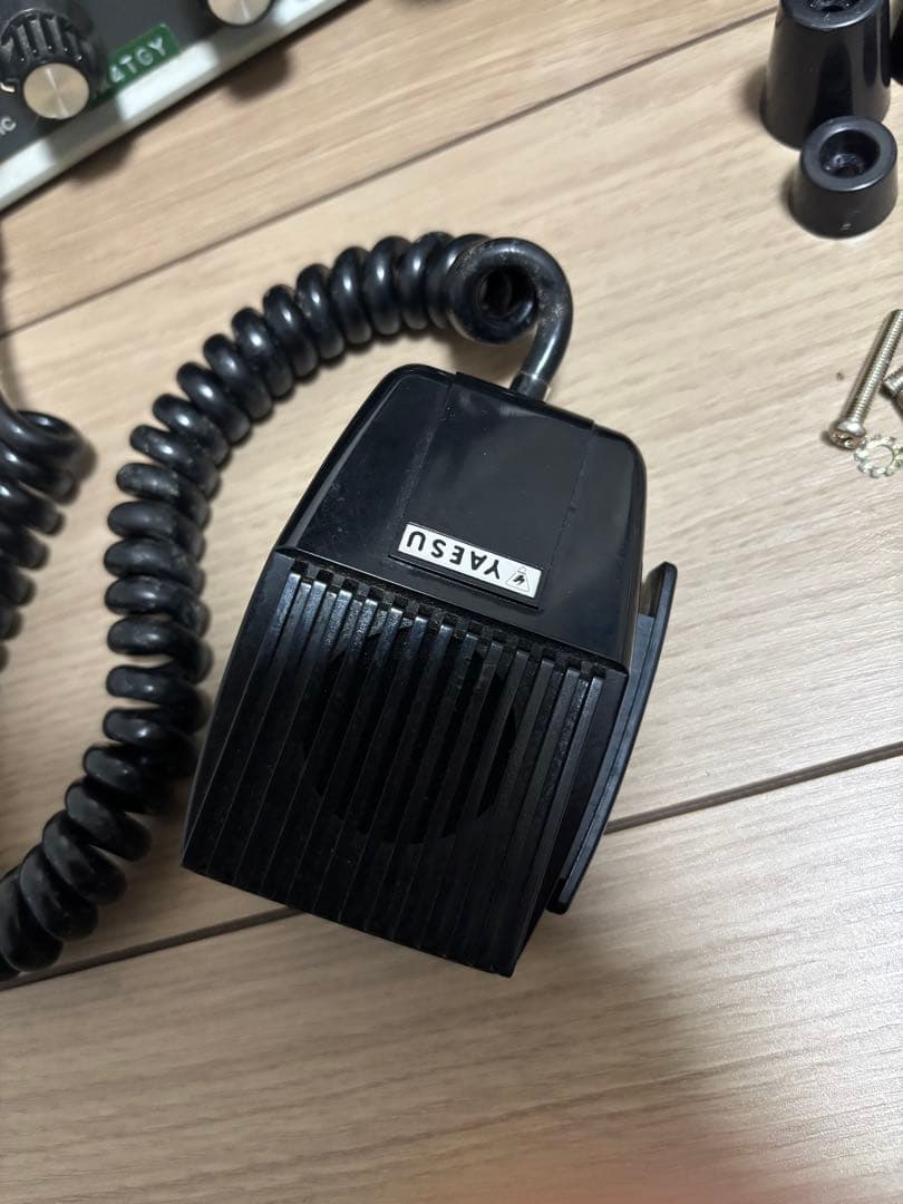 受信機 YAESU FT-101BS