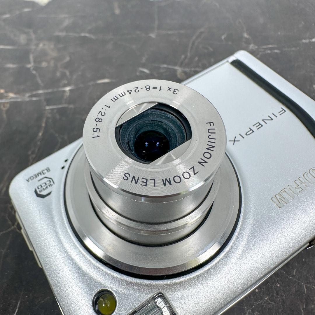 FUJIFILM FinePix F40fd シルバー