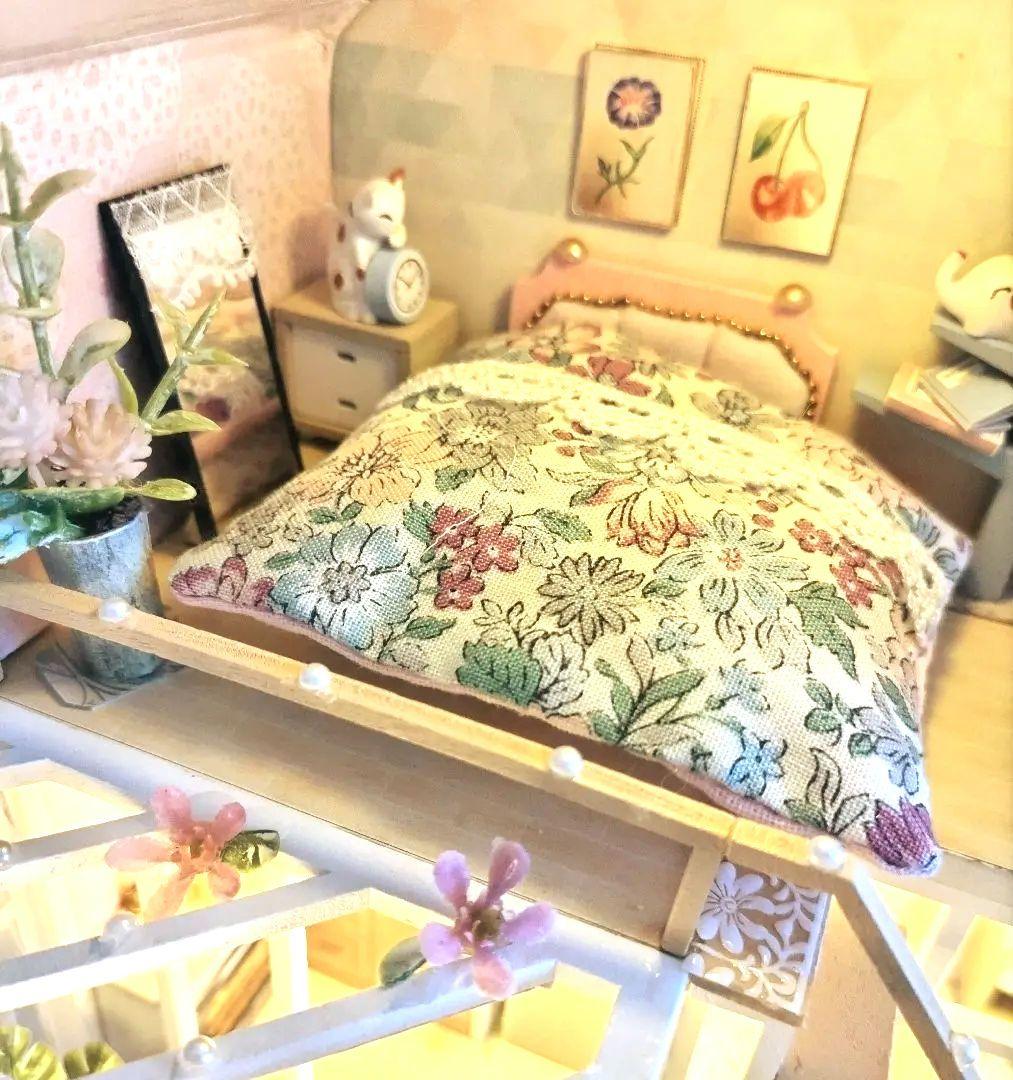 *完成品*ドールハウス 2階建て 防塵カバー 春色 ピンク屋根 ティータイム