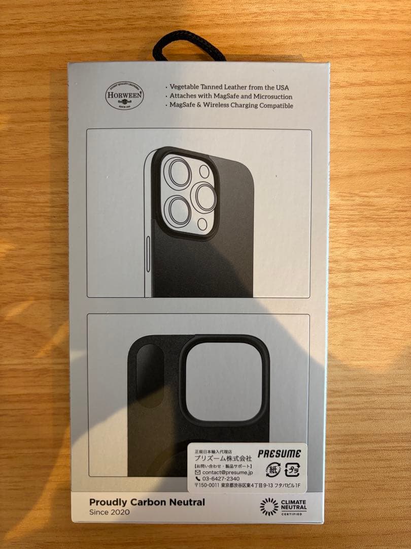 iPhoneアクセサリー NOMAD Magnetic Leather Back iPhone16Pro
