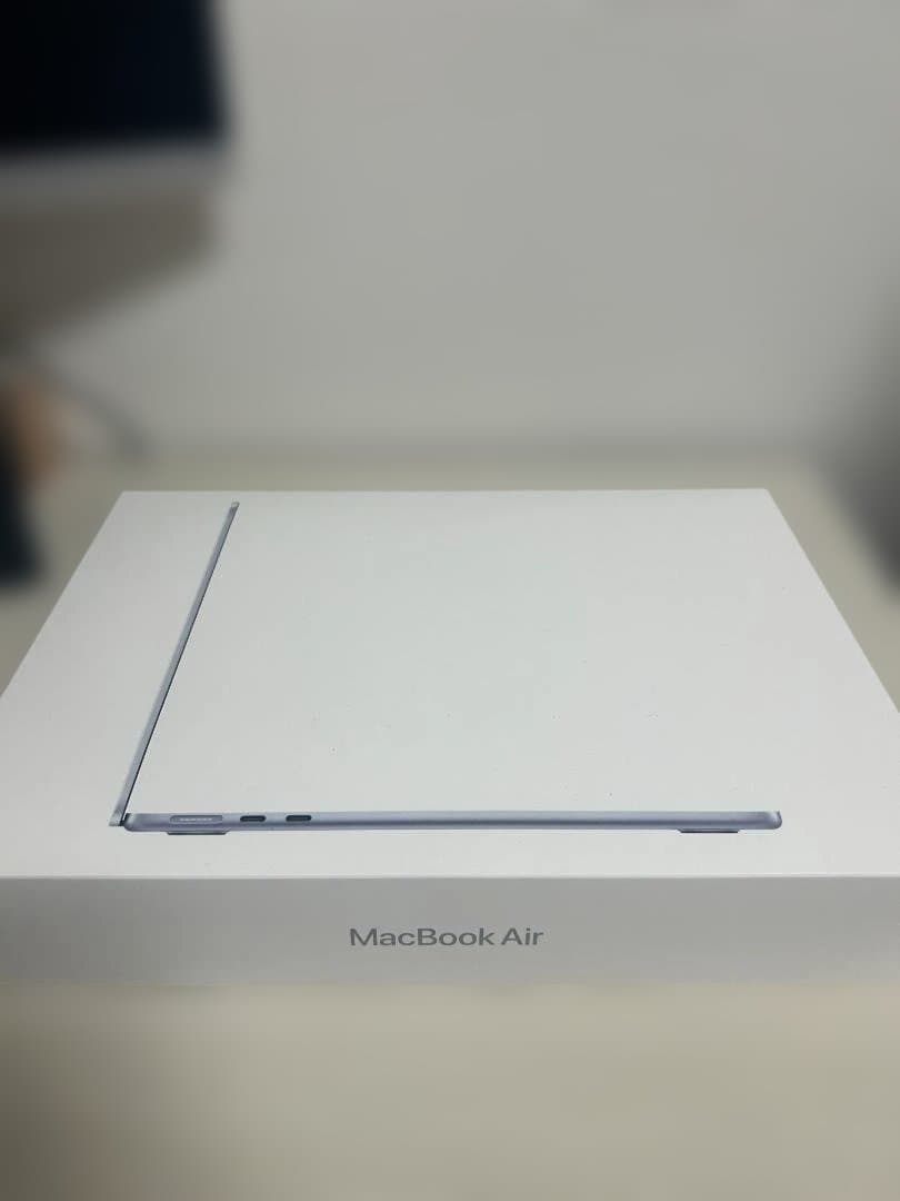 極美品 Apple MacBook Air M4 バッテリー最大容量100%