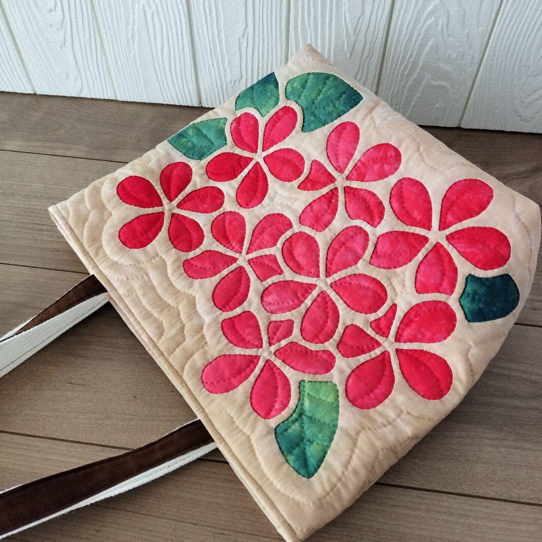 ハワイアンキルト　トートバッグ　プルメリア　ハンドメイド