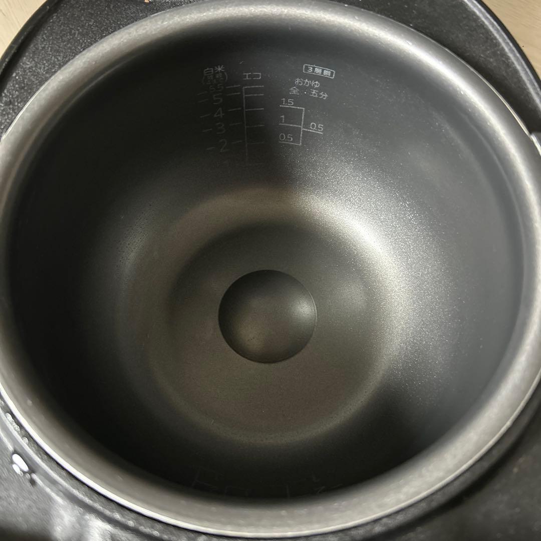 美品　タイガー　型番JKTB103炊飯器　2020年製