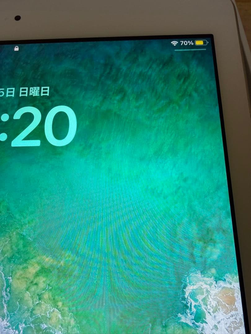 Apple iPad 5世代 32GB シルバー 箱あり 本体