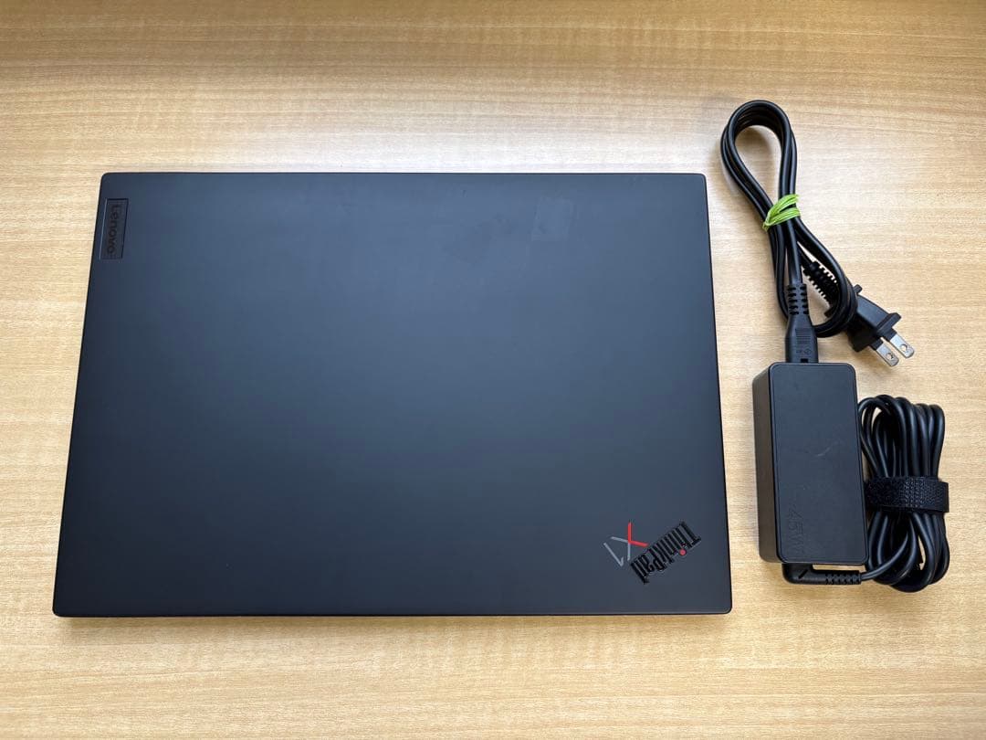【極美品】ThinkPad X1Carbon Gen9 i5 8GB/256GB