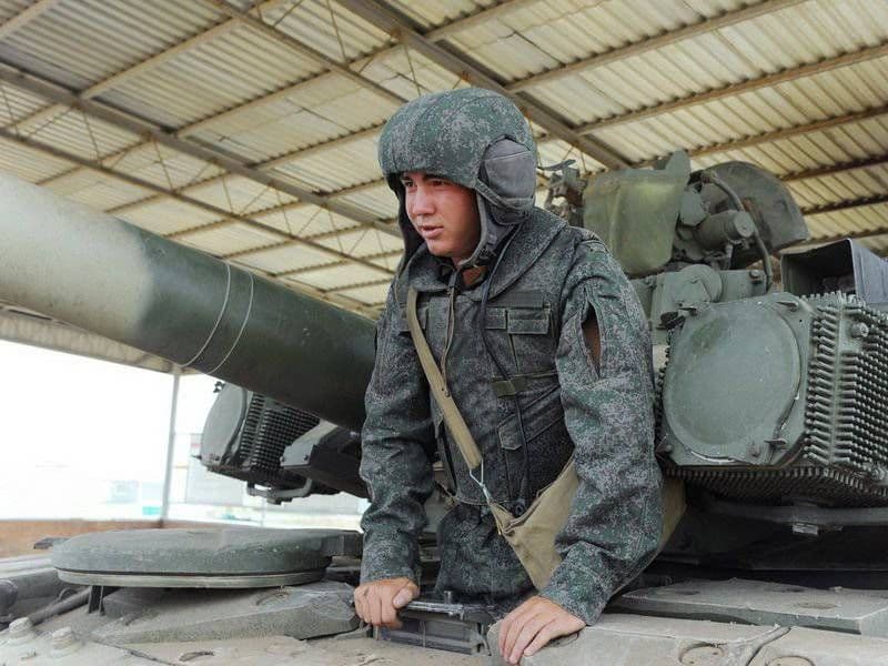 ロシア軍 実物 6B15 戦車ヘルメット ケブラーヘルメット