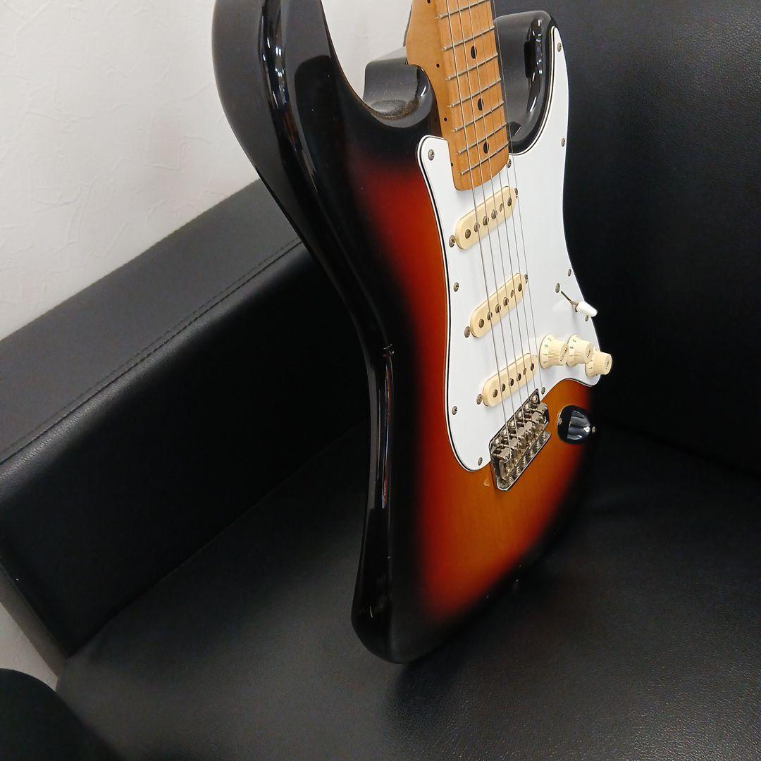 Fenderジャパン　ストラトキャスター