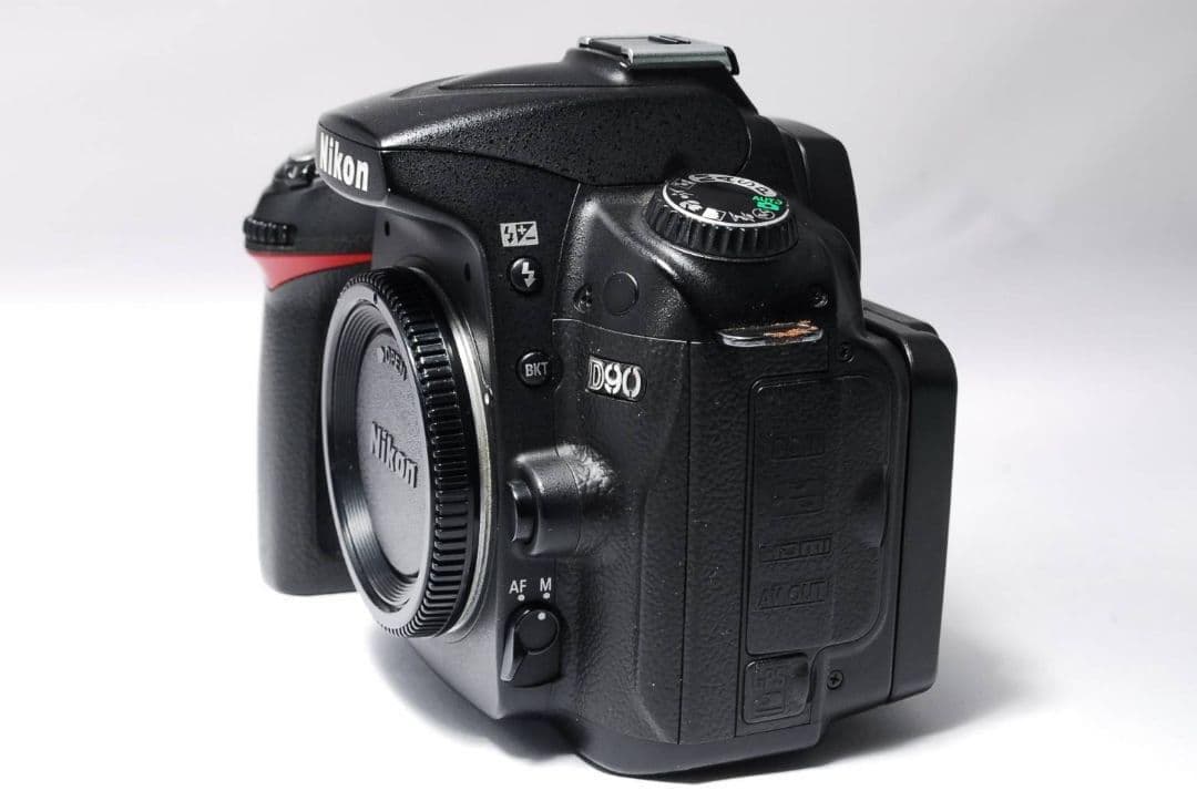 ♥Nikon D90♥ ボディAF搭載 標準＆望遠Wレンズ 初心者おすすめ