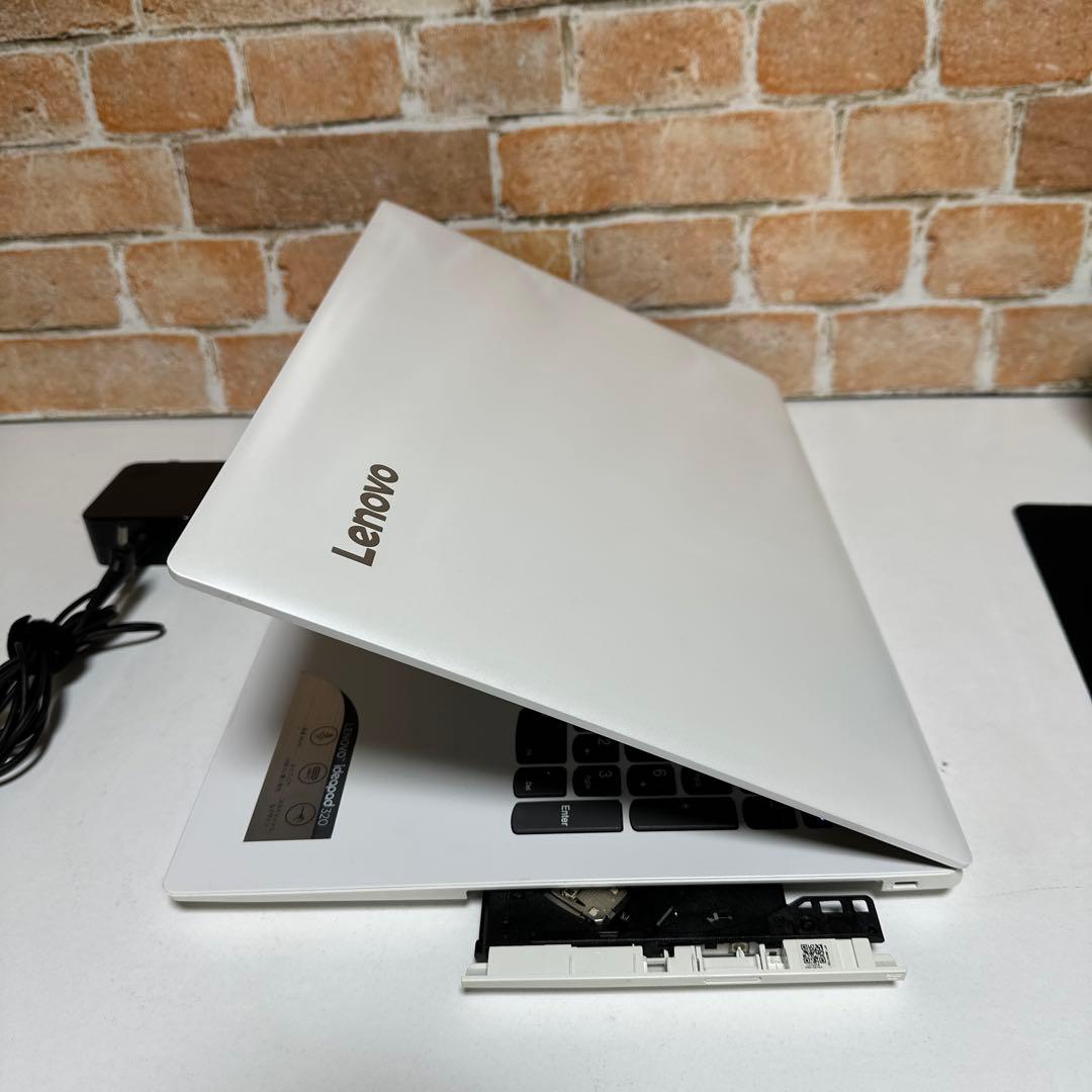 美品レノボノートPC 高速起動SSD マウス付き　Windows11オフィス付き