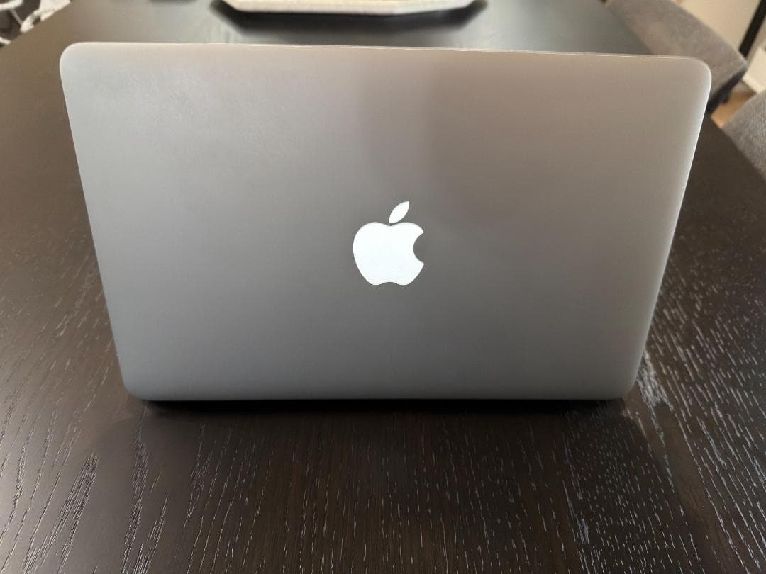 MacBook Air 11インチ 2012 USキー i5 128GB