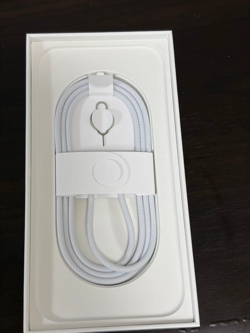 極美品　iPhone 16 Pro MAX ナチュラルチタニウム512GB