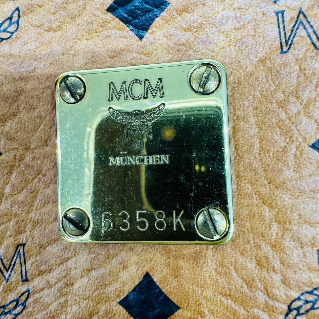 ✨MCM✨エムシーエム✨ヴィセトス✨ブラウン✨ショルダーバッグ✨