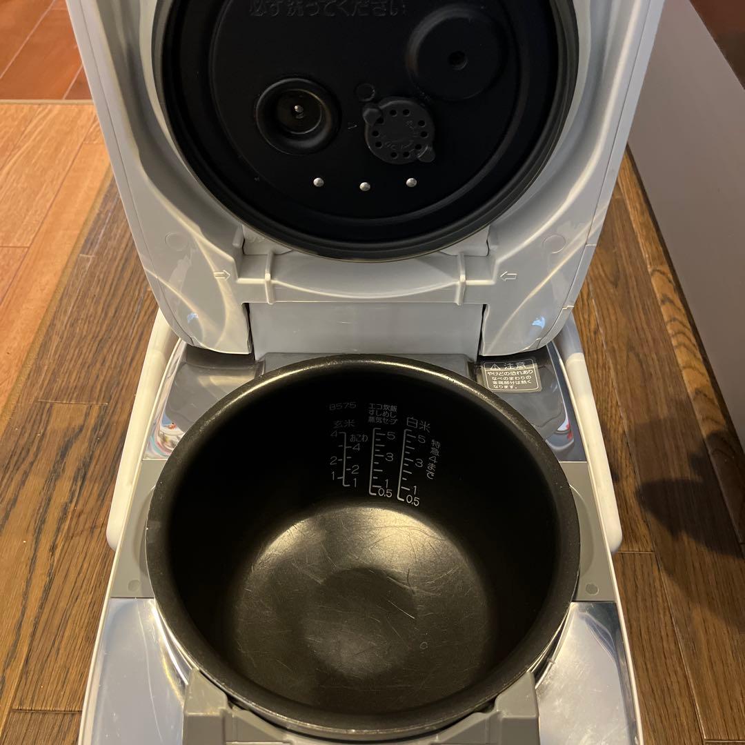 【ジャンク品】象印 圧力IH炊飯ジャー 炎舞炊き ＮＷ-ＬＢ10 21年製
