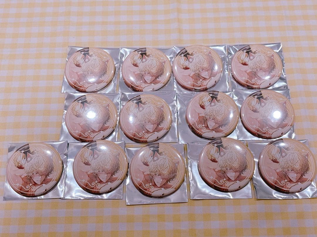13点　地獄のどこが悪い？ 缶バッジ　猫の日　ルシファー　プリンセスカフェ