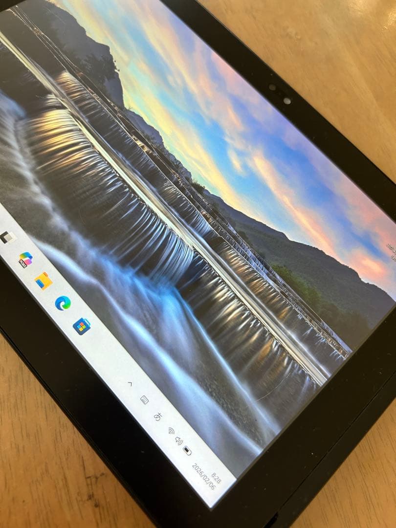 バッテリー良好 タブレットノート fujitsu arrows Tab Q508