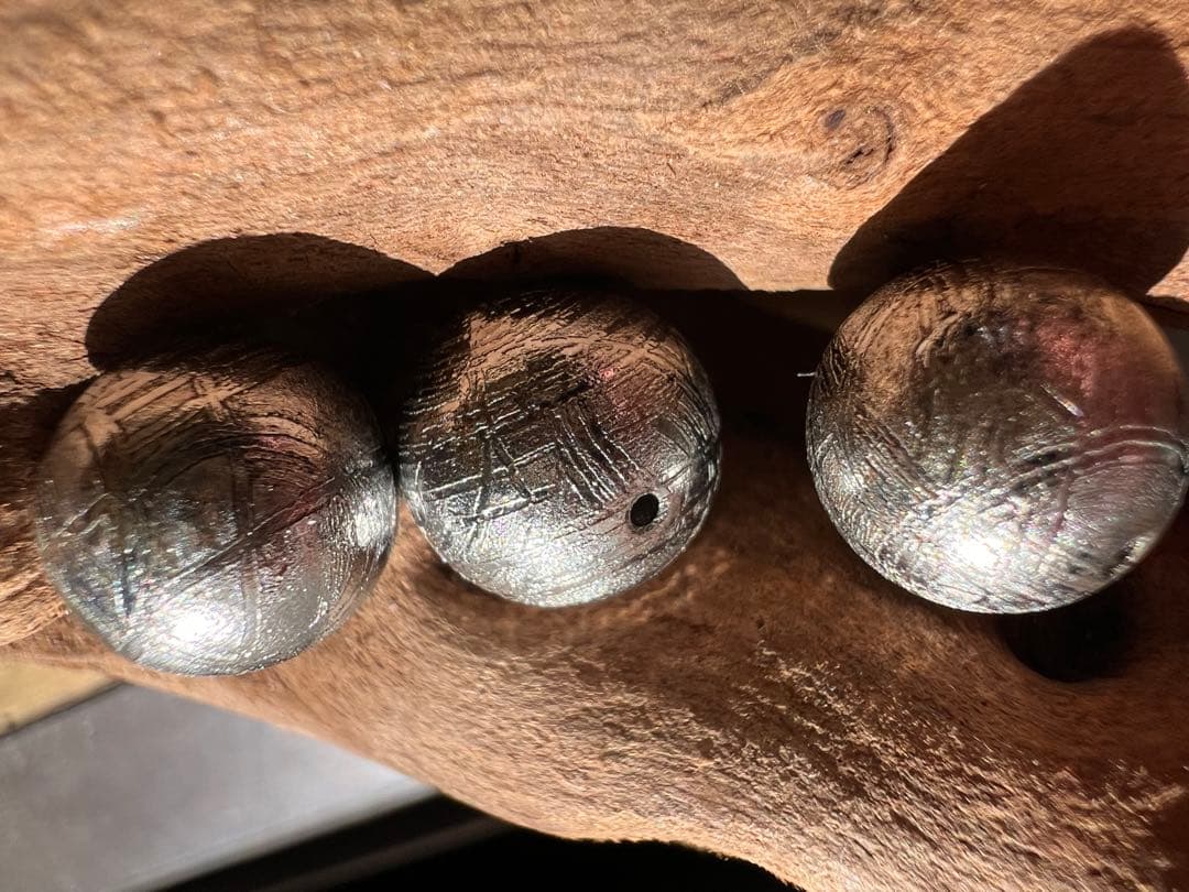 本物保証✨ギベオン隕石 10mm 3玉セット メテオライト 鉄隕石 宇宙 希少