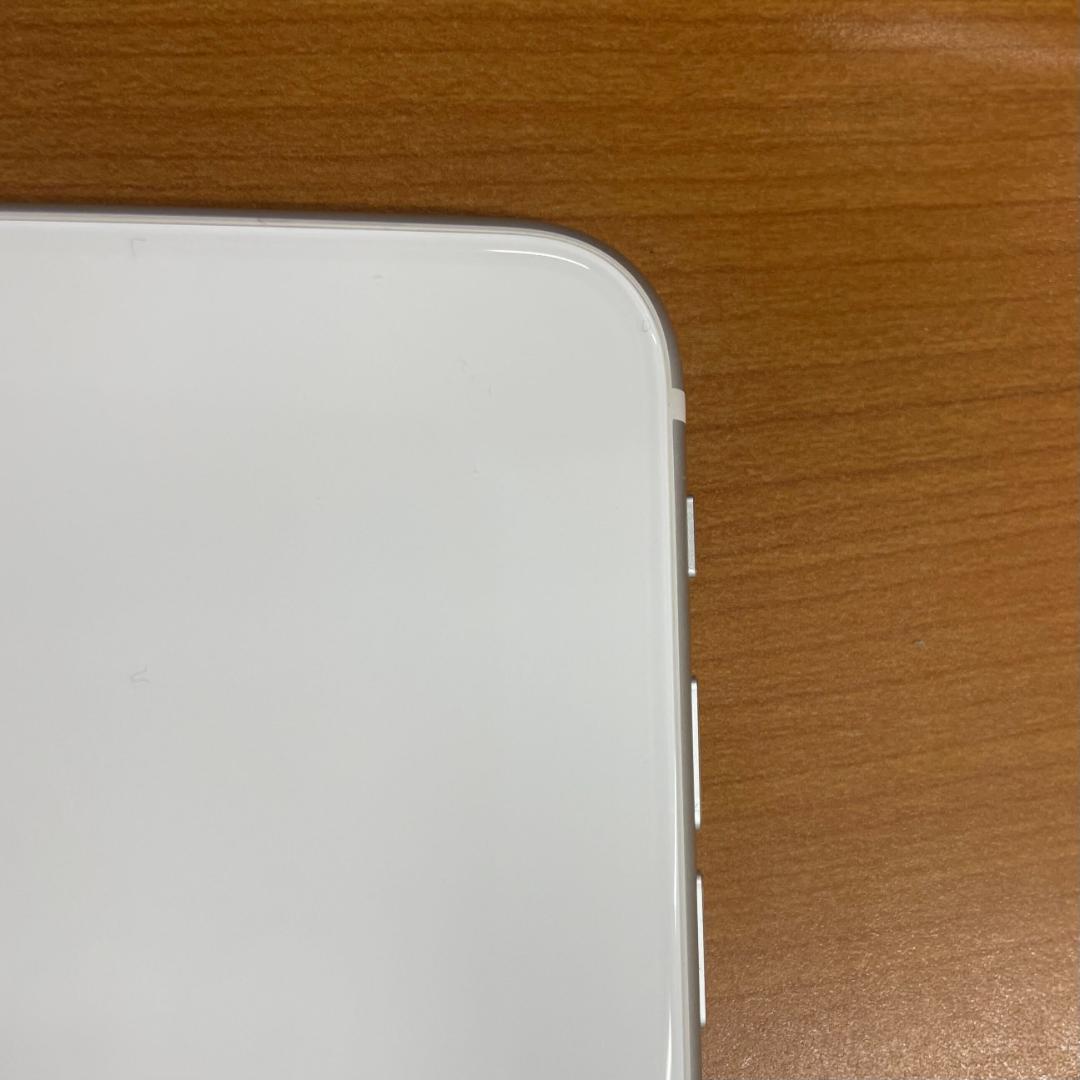 ピ*ん様 動作確認済み iPhone SE 第2世代 128GB ID:D696