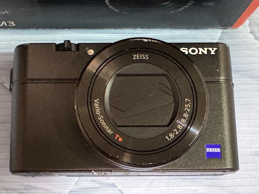 ソニーサイバーショットRX-100MIII 箱付き
