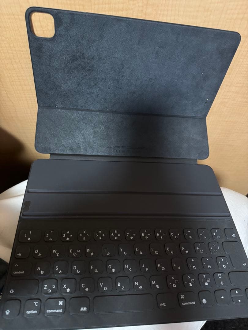 12.9インチiPad Pro用Smart Keyboard Folio 日本語