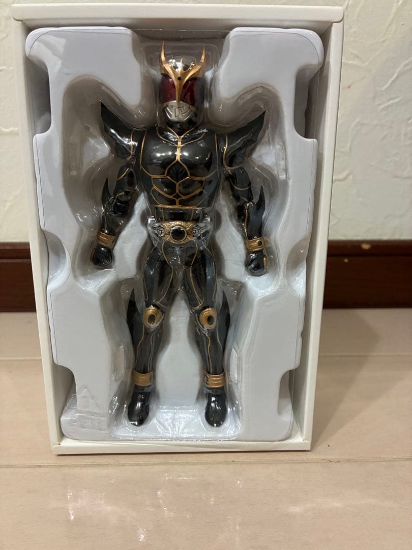 SHFiguarts真骨頂仮面ライダークウガアルティメットフォーム