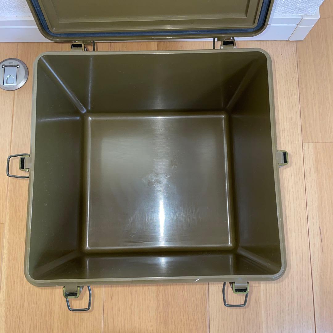 米軍実物　払い下げ　ファーストエイド・キットBOX 人気商品！1996年製