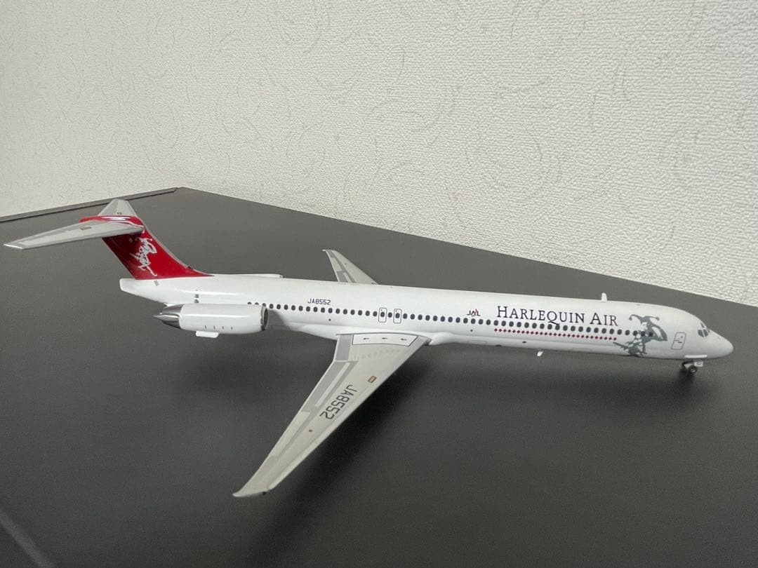 ハーレクインエア 旅客機MD-81