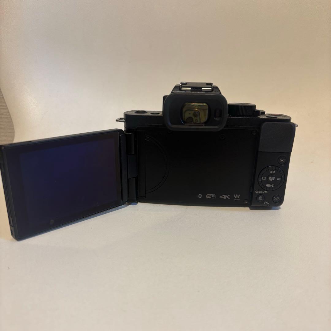 【美品】LUMIX DC-G100V ミラーレス コンパクト一眼