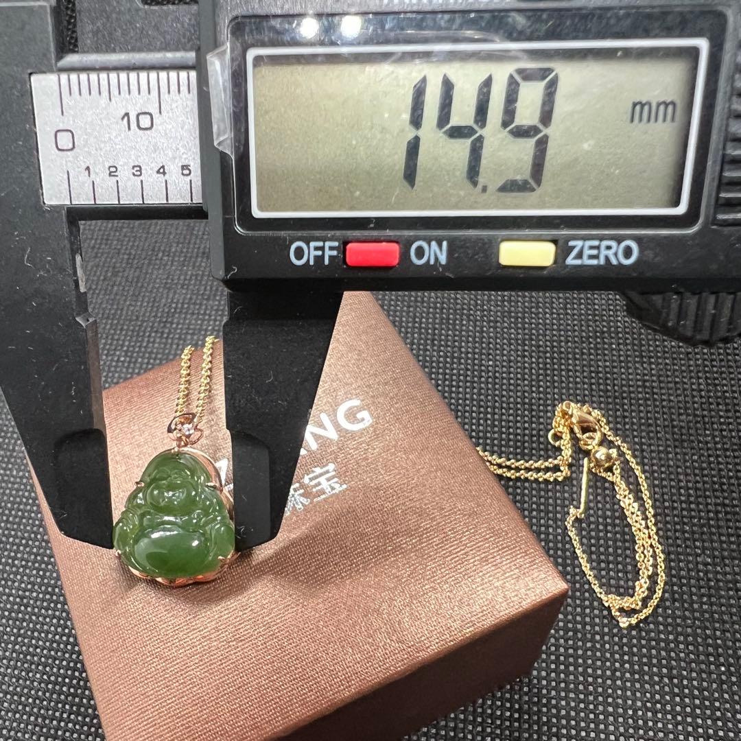 18K使用天然高品質和田玉緑翡翠の布袋彫手作りペンダントトップ ★AB852