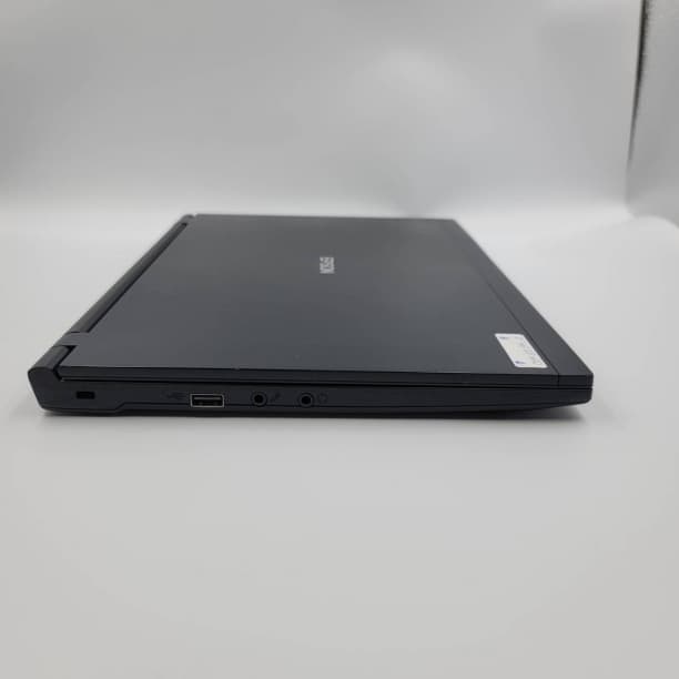 軽量 ★ 美品 13.3 EPSON Office i7 8GB SSD128