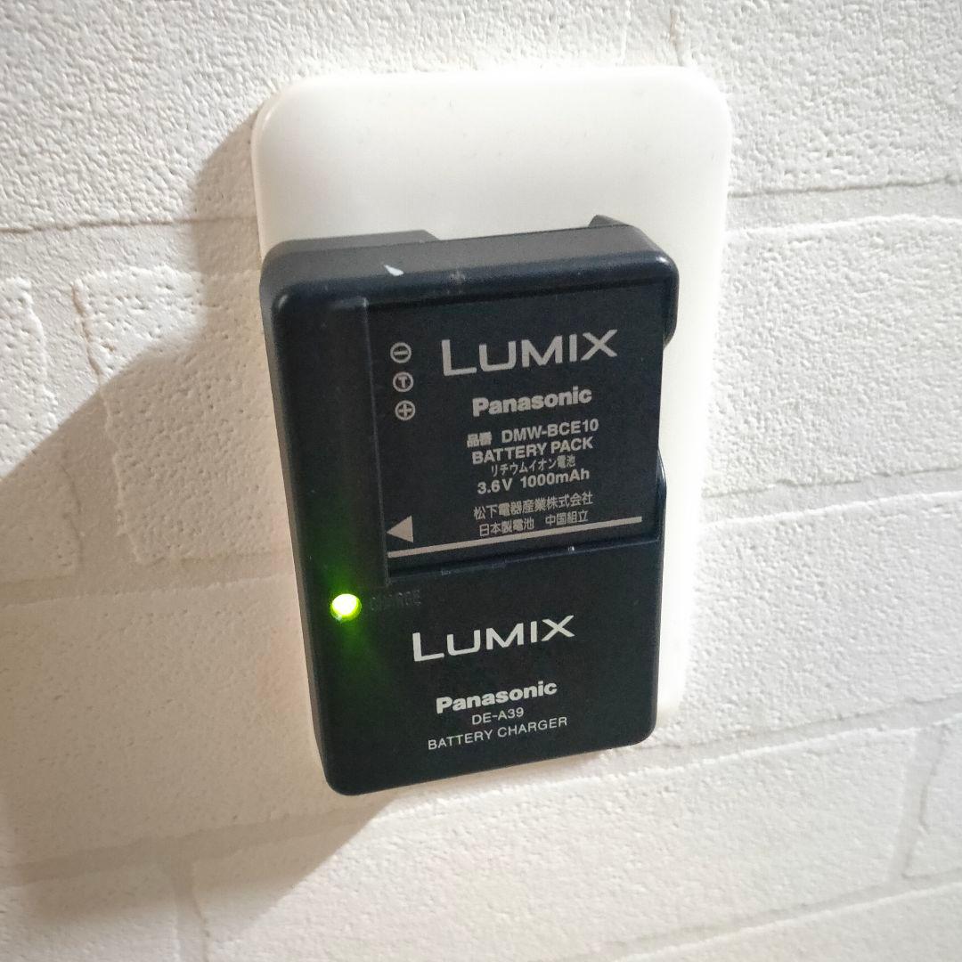 Panasonic LUMIX DMC-FX37 デジカメ/※液晶画面に難あり