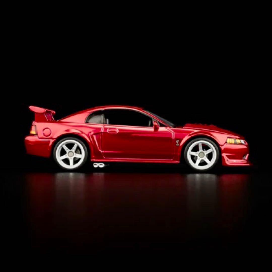 RLC限定 2000年式 フォード マスタング SVT Cobra R レッド