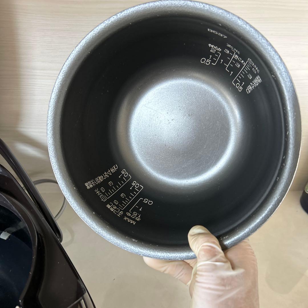 ZOJIRUSHI 象印 5.5合 極め炊き圧力IH炊飯器 NP-ZG10