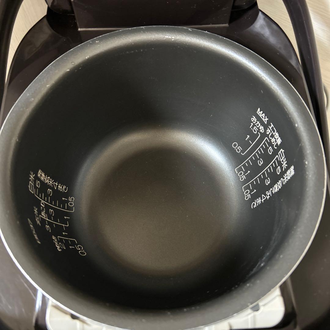 ZOJIRUSHI 象印 5.5合 極め炊き圧力IH炊飯器 NP-ZG10