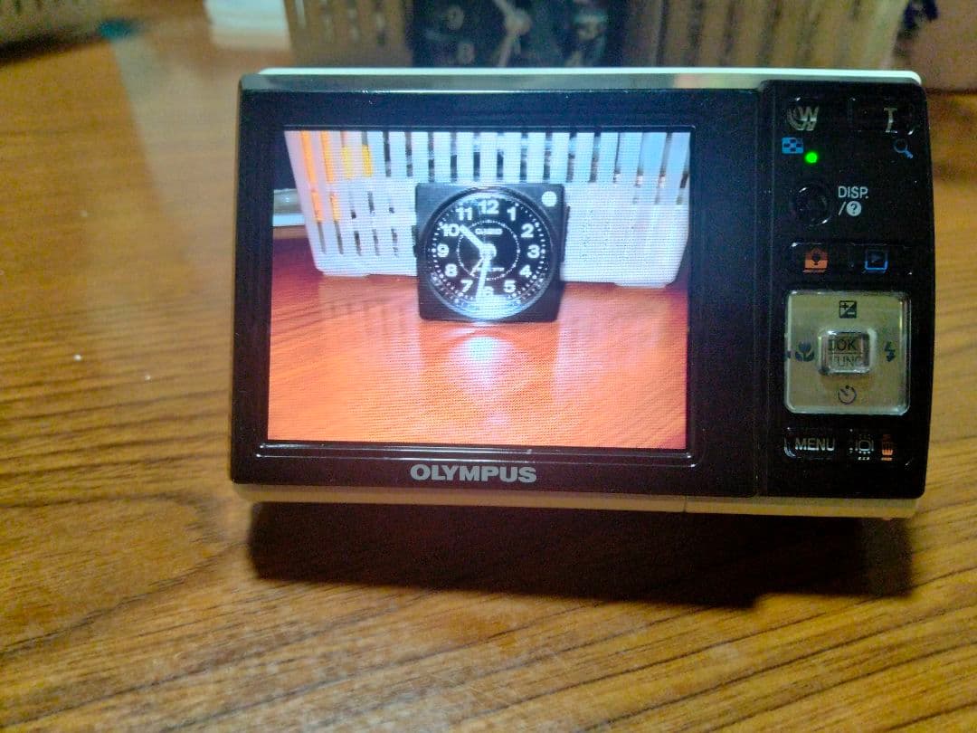 Olympus FE-46 12メガピクセル コンパクトデジタルカメラ
