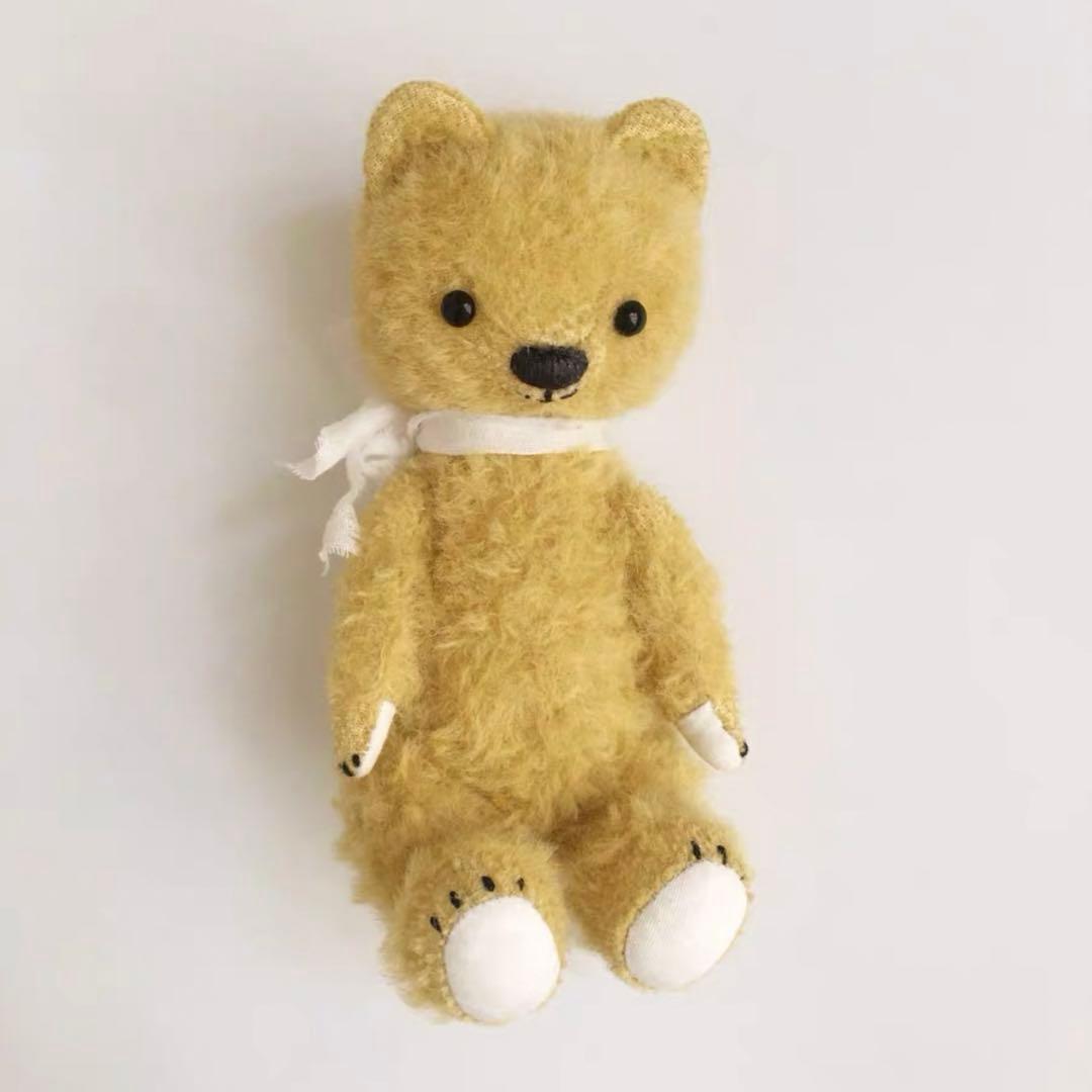 白い足ちゃん アーティストベア 海外作家様 ハンドメイド テディベア くま