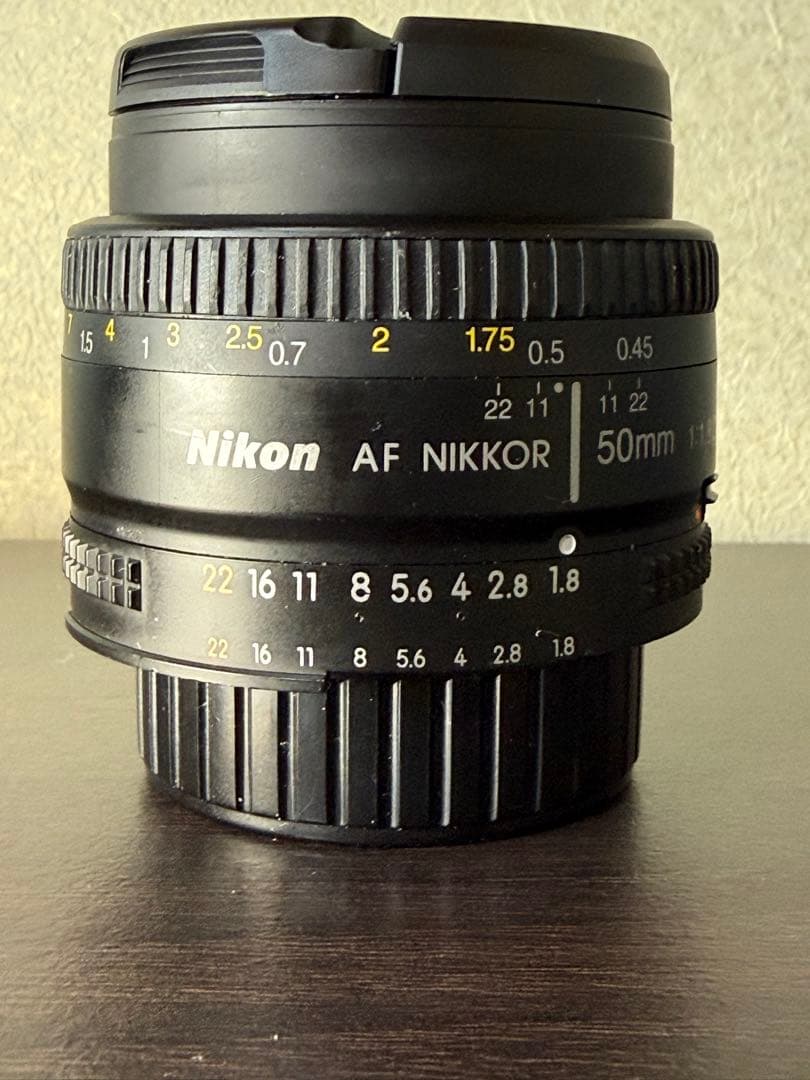 Nikon AF NIKKOR 50mm f/1.8 Dレンズ
