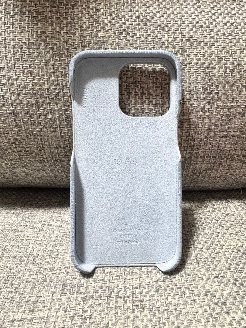 LOUISVUITTON ルイヴィトン iPhone13 PRO ケース バンパ