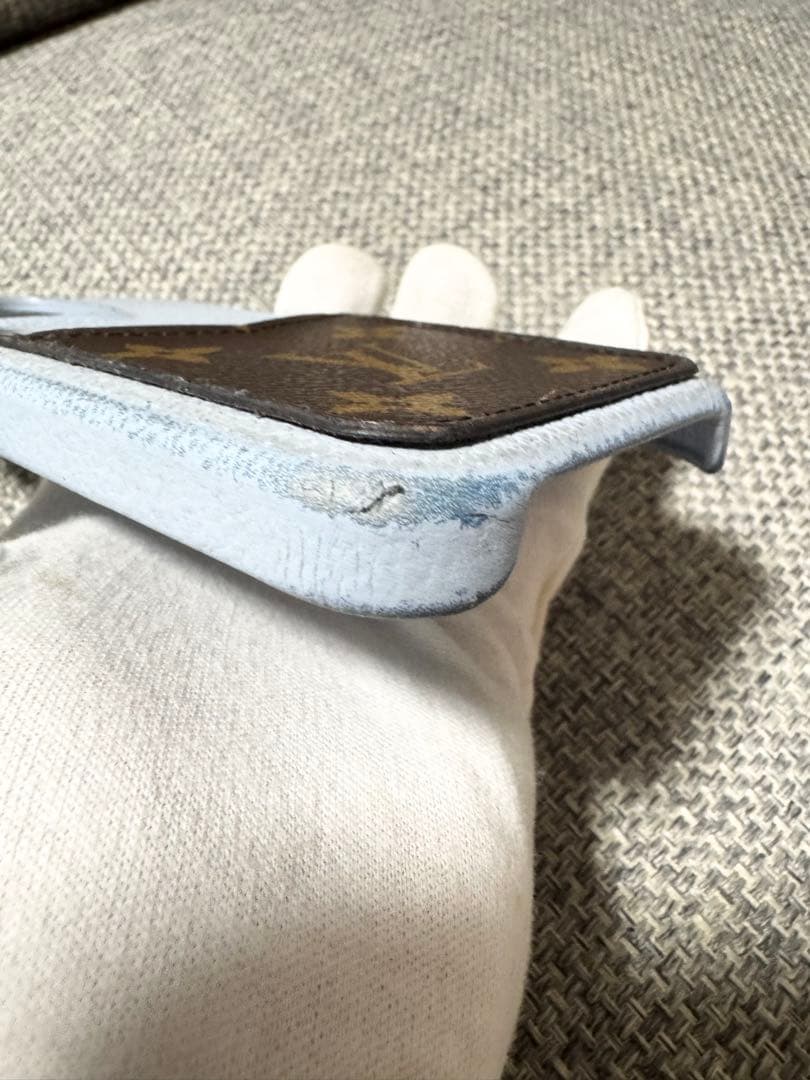 LOUISVUITTON ルイヴィトン iPhone13 PRO ケース バンパ