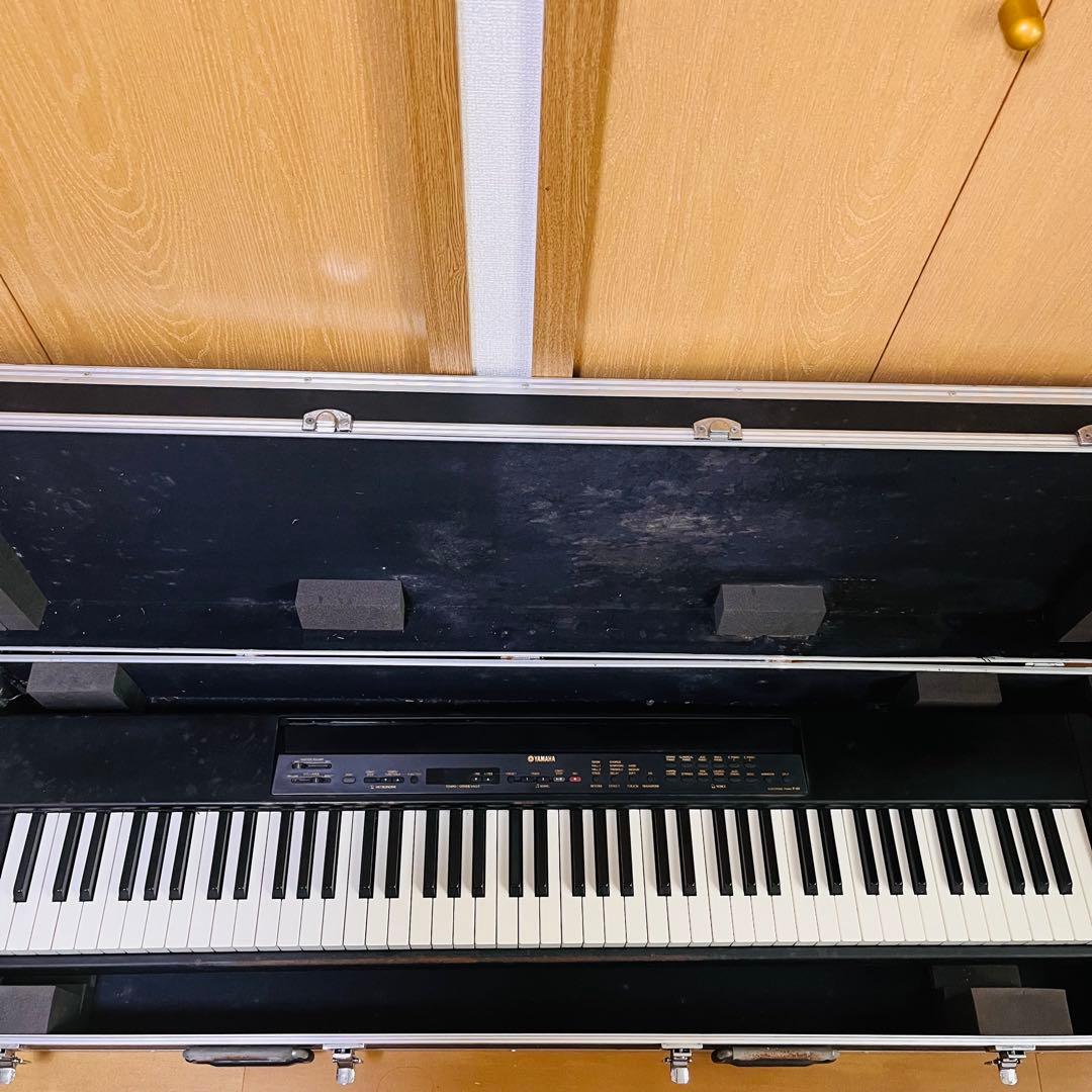 YAMAHA電子ピアノP-80 ハードケース　譜面台付き