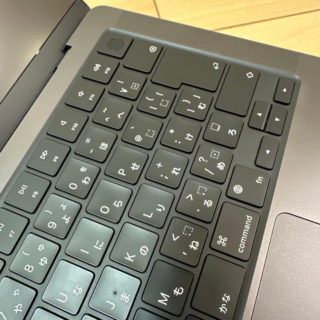MacBook Pro M4 14インチ SSD2T メモリ24GB A3112
