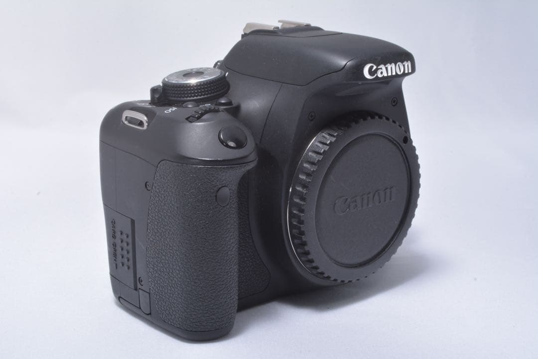 大切な思い出も手振れ補正で安心❣️Canon kiss X5 標準レンズセット✨