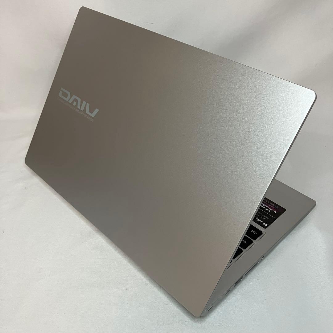 美品 DAIV Z4 13世代 i7 32GB 1TB WUXGA オフィス24