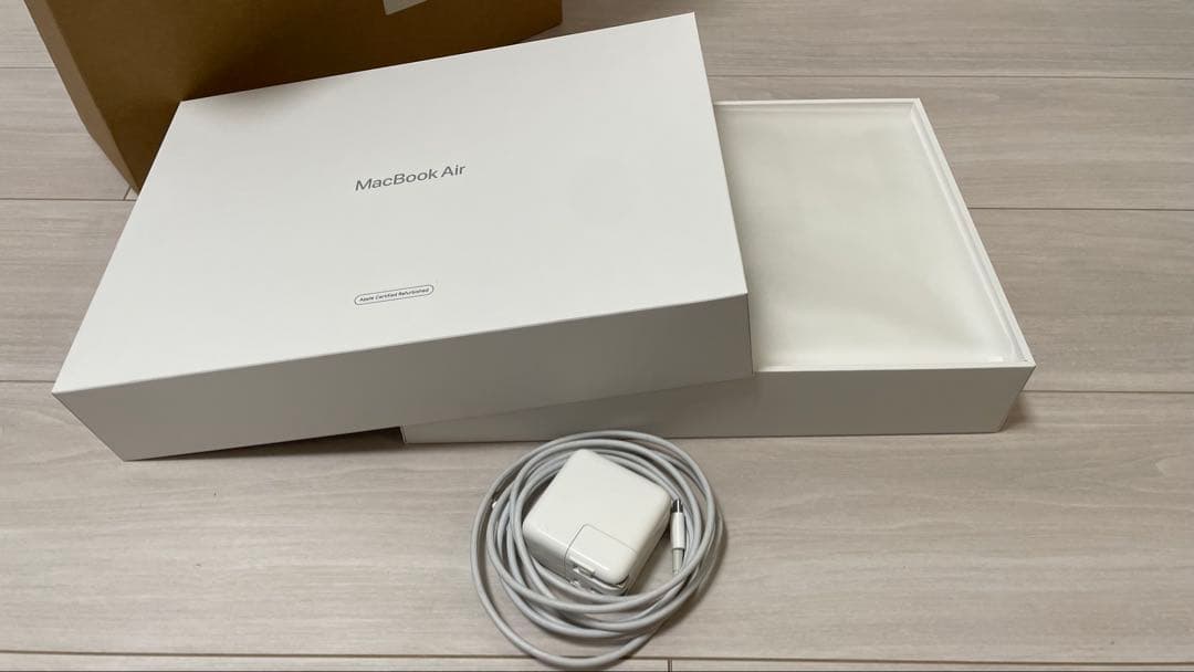 【年末価格】Apple MacBook Air M1チップ 2020モデル