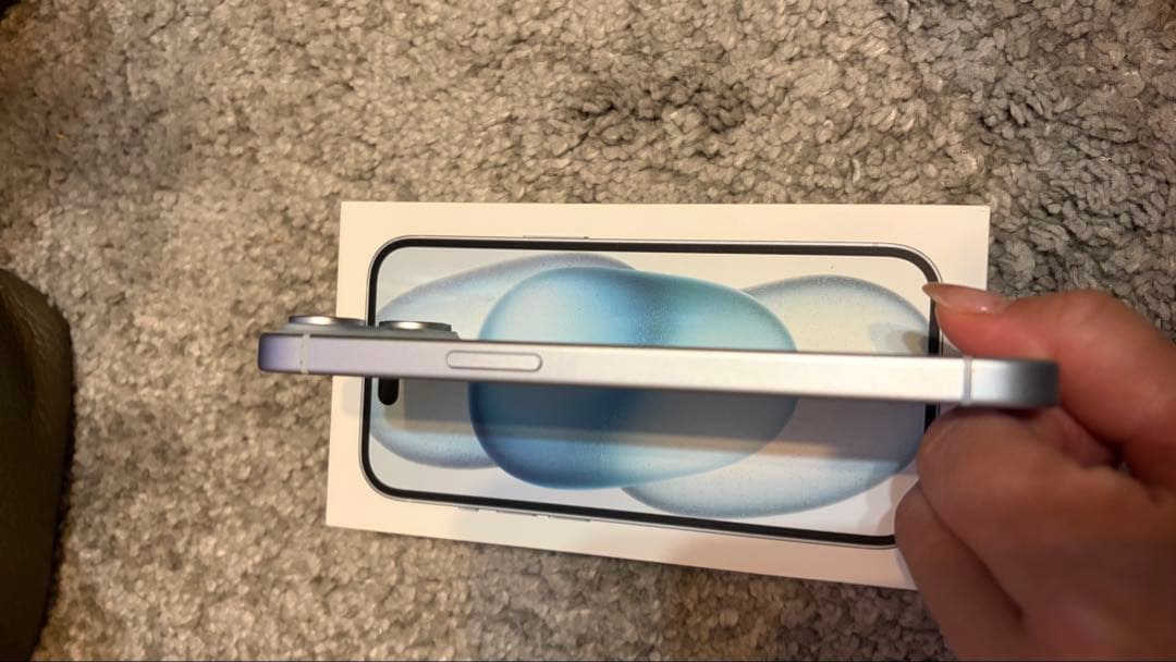 iPhone 15 126GB ブル- Apple store購入　美品