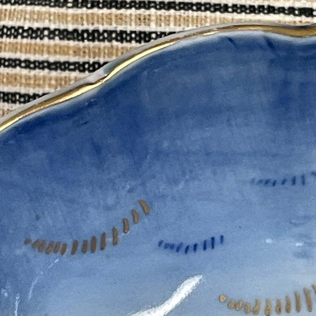 金をあしらった風景画の陶器皿 2枚セット　中古