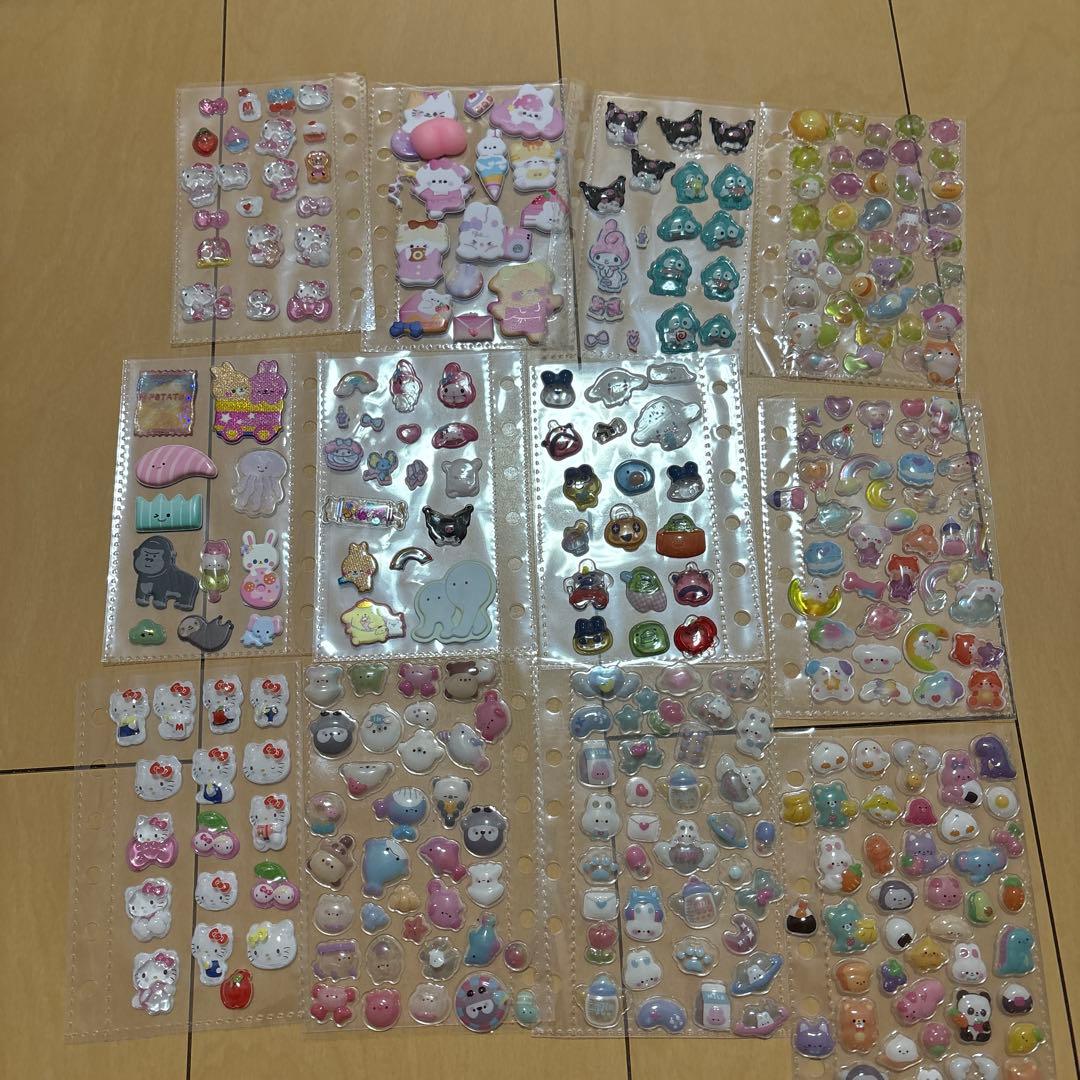 キャラクターシールセットとバインダー