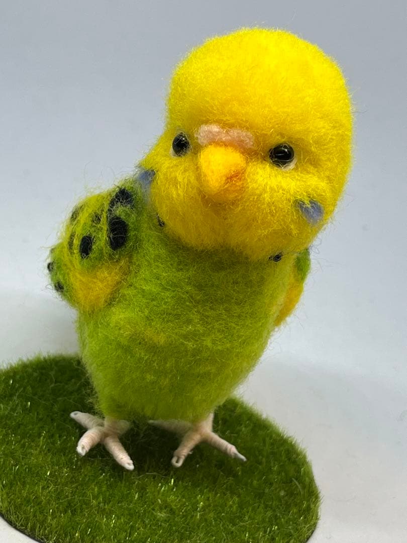 羊毛フェルト　ハンドメイド　ふわふわセキセイインコ