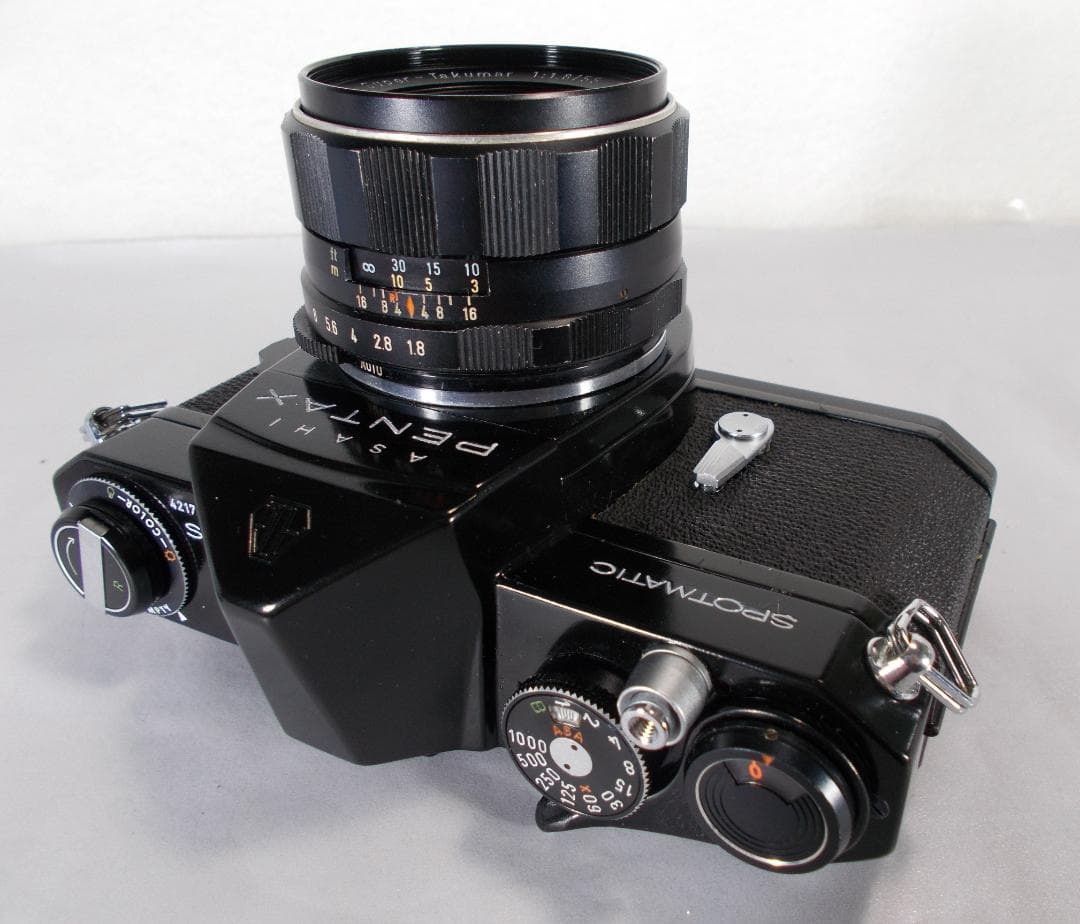 フィルムカメラ 整備済 完動品　Pentax SP + f/1.8　L147