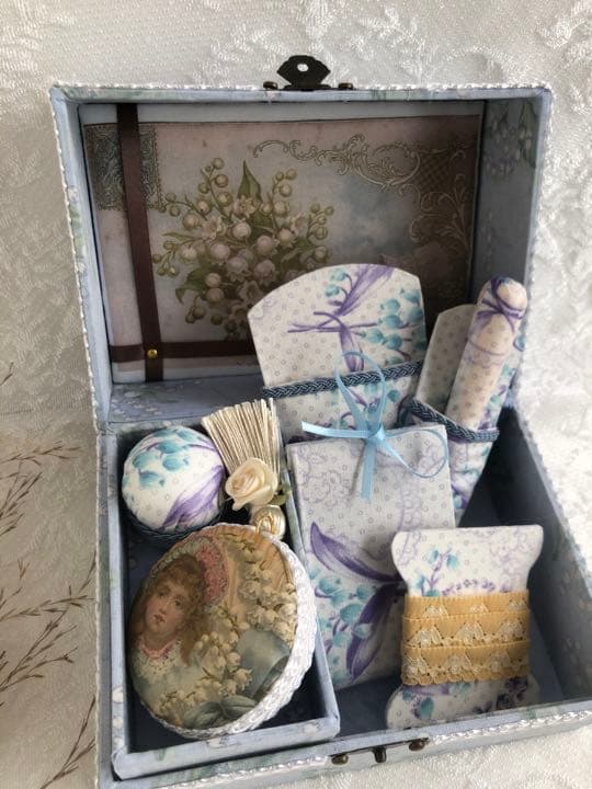 裁縫箱　すずらん　ミュゲ　ヴィクトリアン　カルトナージュ　ハンドメイド
